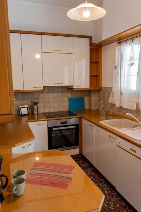 Saffron Apartment In Central Atina Dış mekan fotoğraf